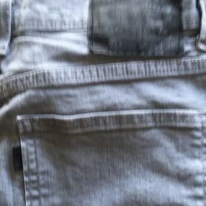 Men’s Levi’s. Size 31w 30l. New.